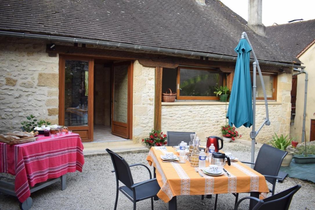 Chambre D'Hotes Auriac Du Perigord Exteriör bild